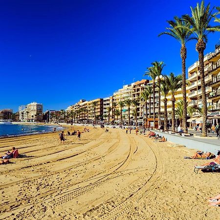 Holiday Suite Fragata Torrevieja Exterior photo