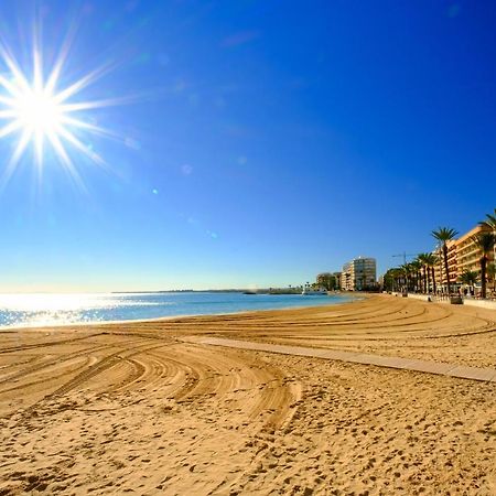 Holiday Suite Fragata Torrevieja Exterior photo