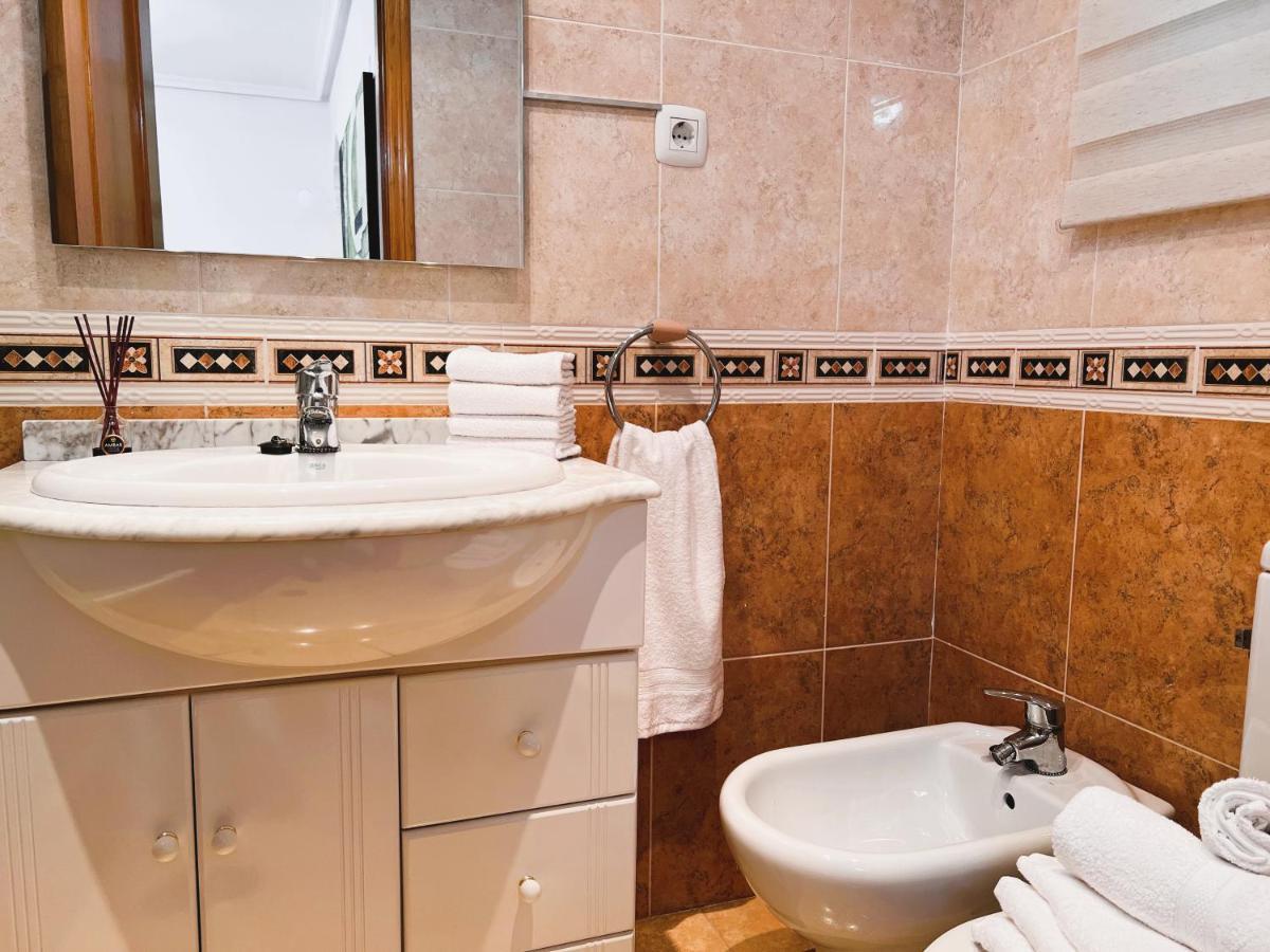 Holiday Suite Fragata Torrevieja Exterior photo